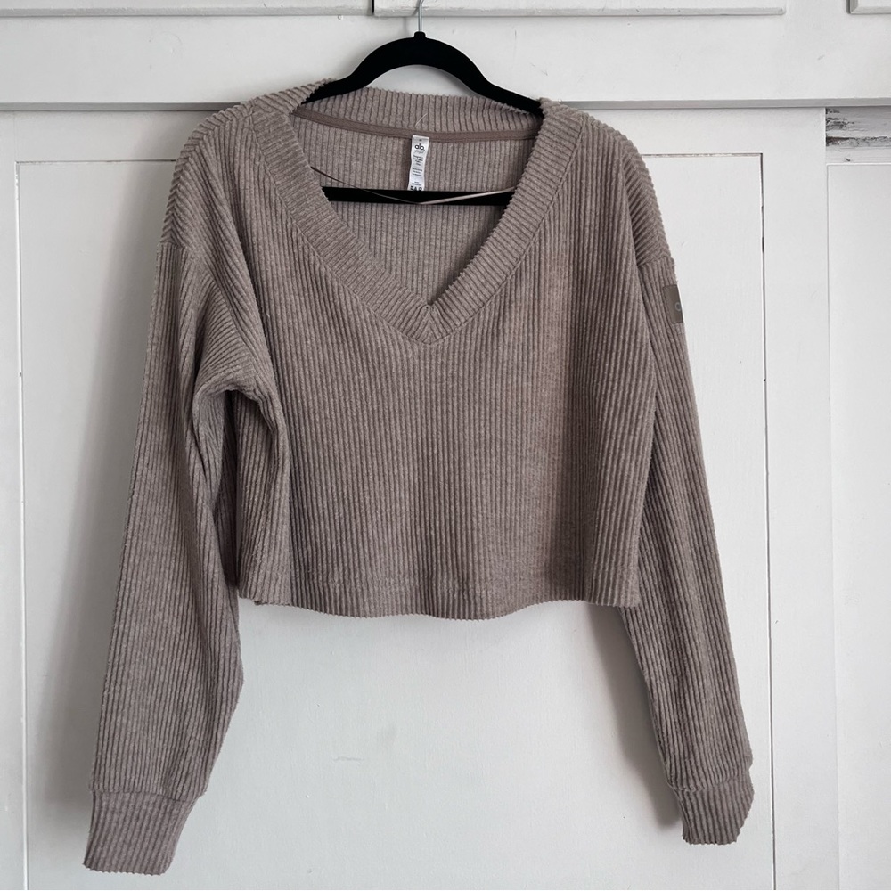 Alo Yoga V Neck Muse Sweater